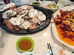 -巧克力渔家.小船海鲜胶东菜(万平口店)