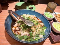 -耶里夏丽·丝路国际·新疆餐厅(浦东区东方路店)