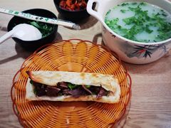 -金诚张妈妈羊汤·驴肉火烧(旧宫佳和园店)