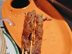 -威记烧嘢·南宁烧烤·超级生牛(绿地店)