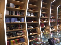-覔书店(壹方城店)