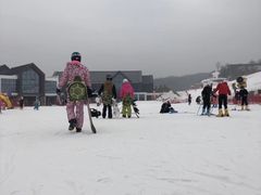 -鳌山滑雪度假区