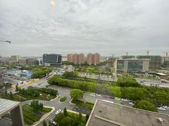 -上海虹桥西郊假日酒店