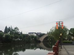 -品悦酒店(三林古镇店)