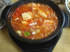 辣白菜汤炖豆腐-屋里家延边朝鲜族冷面(南园店)