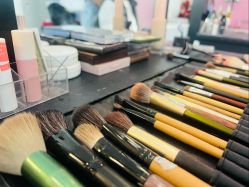 -三河市薇拉风情婚纱摄影店