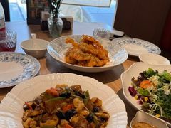 -连鹭海鲜·海肠捞饭·海胆饭(星海店)