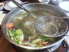 -乡土黄·鲜牛肉火锅·小龙虾(兴业街店)