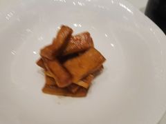 -梅花香里大酒店(郁金香路店)
