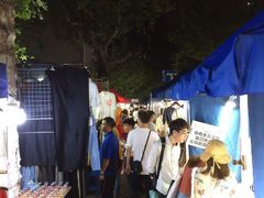 -吴山路夜市
