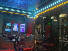 -屋有岛沉浸游戏旗舰店(中山公园店)