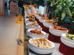 -新艺自助美食城(中山路店)