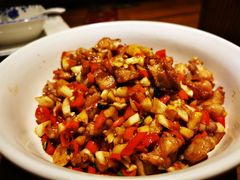 -洞庭土菜小炒馆(易发广场店)