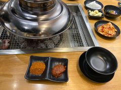 -肉甲韩国木炭烤肉(新壹街1店)