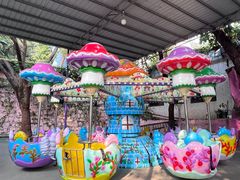 -顺德大良半月城游乐场