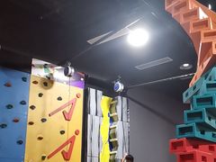 -嗨马乐动室内潮玩运动·团建·轰趴·桌游(南丰汇店)