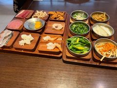 -银米·云南传统过桥米线(双廊黑金冠店)