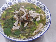 酸菜肉丝米线-蟠龙梯坎面(文兴街店)