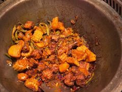 -山河屯铁锅炖(哈西站店)