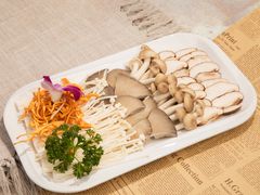 菌菇拼盘-小骨煲金华砂锅(转塘金街美地店)