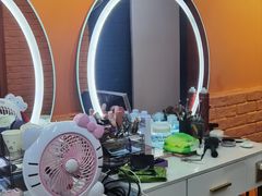 -爱定格照相馆·证件照(上海莘庄店)