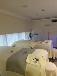 -JNK皮肤管理中心