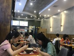 大堂-螺小胖柳州螺蛳粉(钟楼总店)