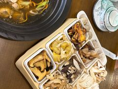-菌乡缘·野生菌蒸汽鱼火锅(江边夜市店)