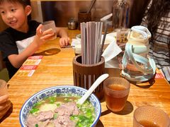 -嘻小北·兰州清汤牛肉面(太平洋森活天地店)