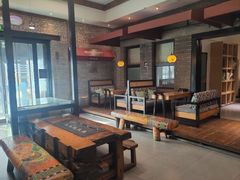 -苹果树下艺术餐厅(宋庄店)