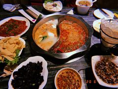 -重庆大队长火锅(凤城八路店)