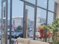 -霸王茶姬(云杉奥莱店)