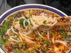 -云阿蛮云南生烫牛肉米线(奉贤路店)