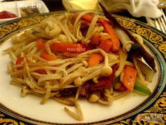 golden&nbsp;mushroom-上林铁板烧(延安西路店)