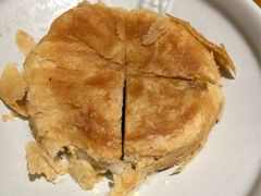 鲜花饼-云海肴·汽锅鸡·云南菜(天津国金汇店)