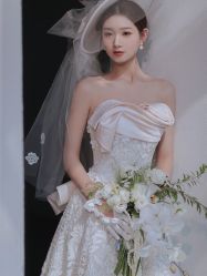 -艾米丽婚纱礼服