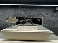 -MUJOSH木九十眼镜(月星环球港B1店)
