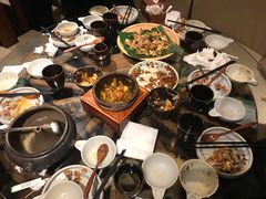 -云海肴·汽锅鸡·云南菜(天山百盛优客店)