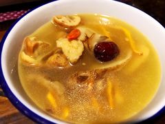-阿鹏故事云南野生菌火锅(人民路店)