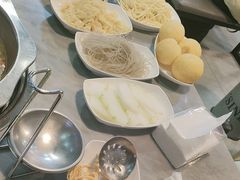 -光头药膳鸡(莱茵小镇店)