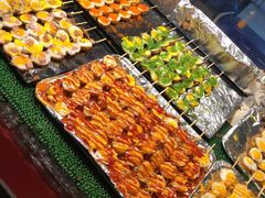 -席娜卡琳火车铁道夜市