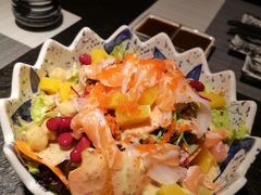 海鲜蔬菜沙拉-吉屋烤肉(八宝街店)