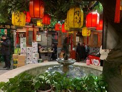 -万里闯关东铁锅炖菜馆(高新旗舰店)