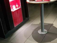 -麦当劳(汉口火车站候车室店)
