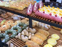 -焙丽拾光(麦凯乐直营店)
