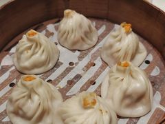 蟹粉小笼包-绿波廊(豫园店)