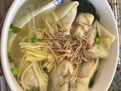-笑来喜馄饨小笼工坊店(湖滨街店)