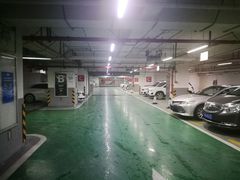 -飞洲国际广场-地下停车库