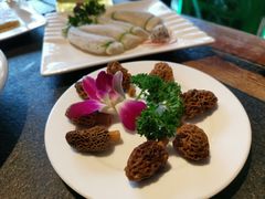 -大匠工房古船木艺术餐厅·猪肚鸡专门店(长白仙岛店)