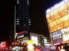 -观音桥步行街